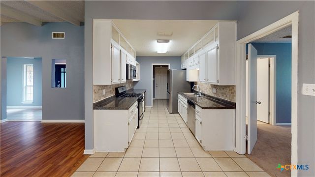 1404 E Vardeman Avenue, Killeen, TX 76541