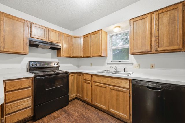 4309 N Gunnison, Wichita, KS 67220