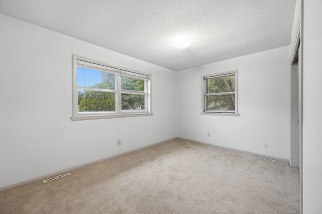4309 N Gunnison, Wichita, KS 67220