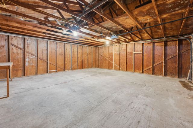 4309 N Gunnison, Wichita, KS 67220
