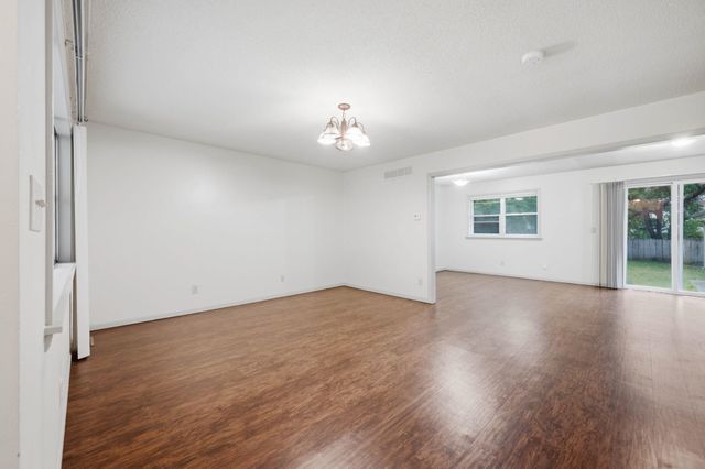 4309 N Gunnison, Wichita, KS 67220