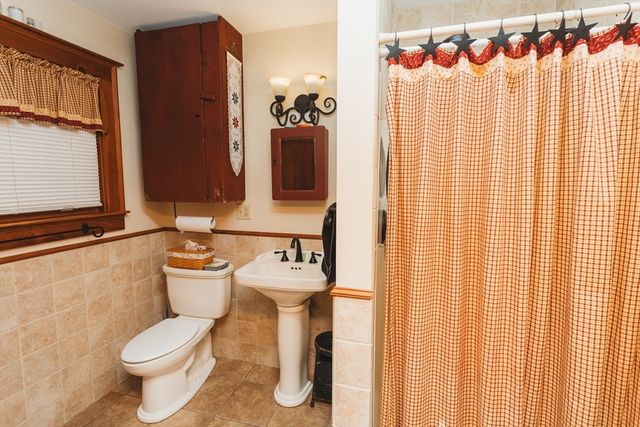 559 Tea St, Charlemont, MA 01339