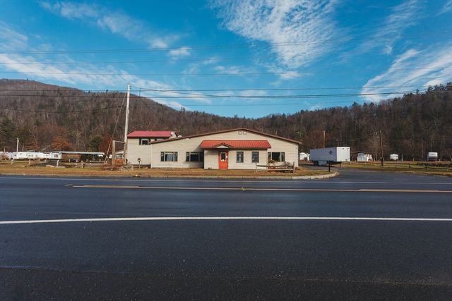 559 Tea St, Charlemont, MA 01339