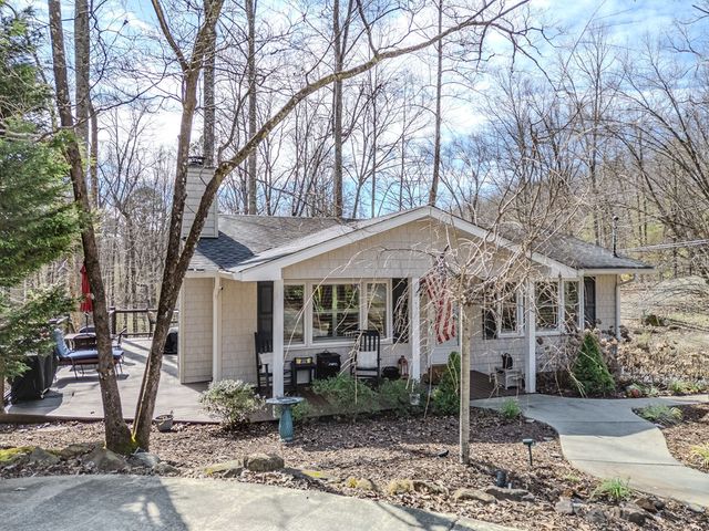 15 Lonesome Pine Road, Murphy, NC 28906