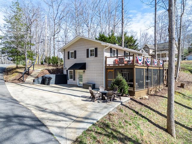 15 Lonesome Pine Road, Murphy, NC 28906