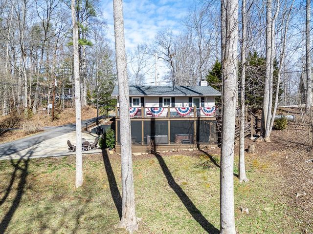 15 Lonesome Pine Road, Murphy, NC 28906