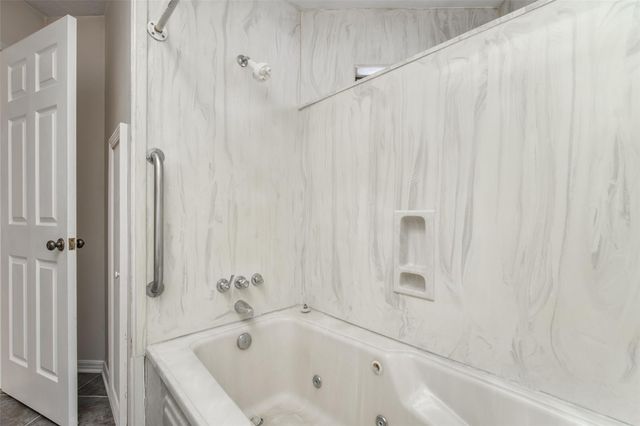 1107 Pear Tree Lane, Houston, TX 77073