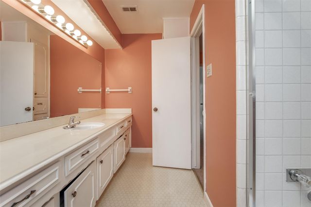 1107 Pear Tree Lane, Houston, TX 77073