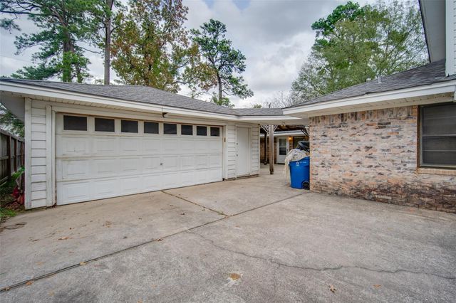 1107 Pear Tree Lane, Houston, TX 77073