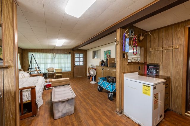 195 Carmel Dr, Sandia, TX 78383