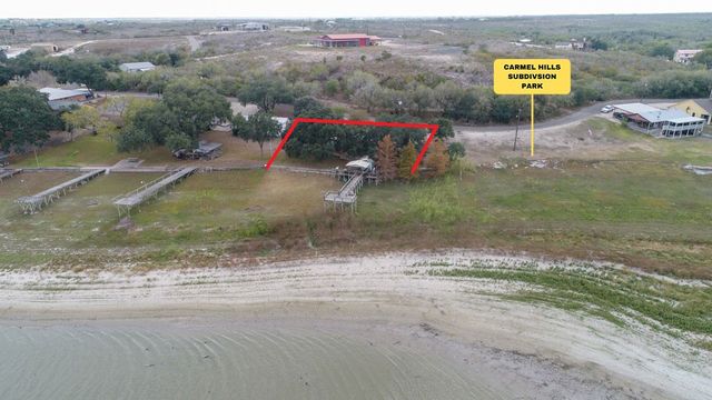 195 Carmel Dr, Sandia, TX 78383