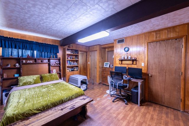 195 Carmel Dr, Sandia, TX 78383