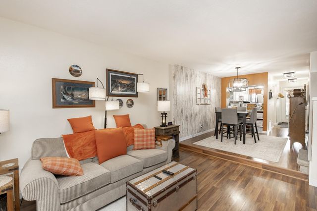 1723 42nd Street S, Fargo, ND 58103