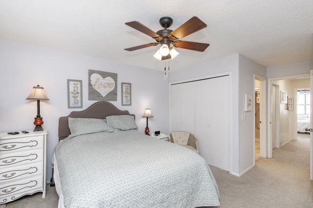 1723 42nd Street S, Fargo, ND 58103