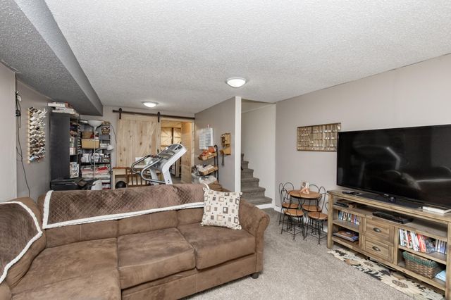 1723 42nd Street S, Fargo, ND 58103