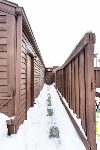 1723 42nd Street S, Fargo, ND 58103