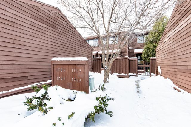 1723 42nd Street S, Fargo, ND 58103