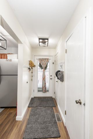 1723 42nd Street S, Fargo, ND 58103