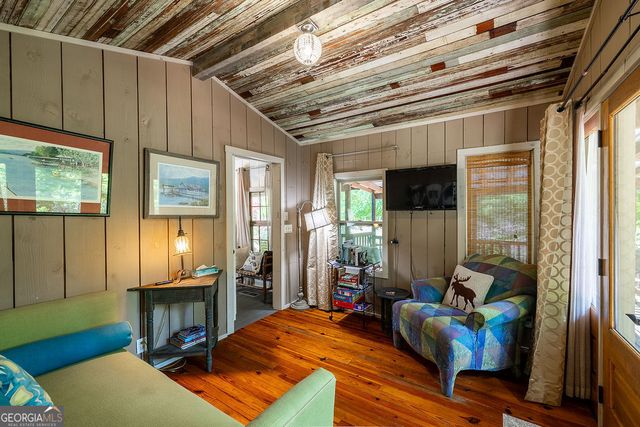 27 Tall Oak Lane, Clarkesville, GA 30523