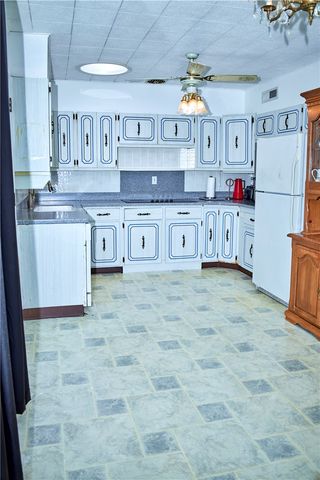 941 Hollendale Drive, Kettering, OH 45429
