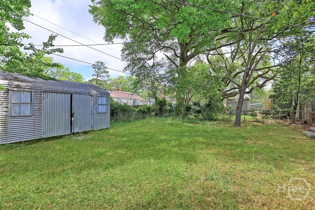 Image 26 of property listing at 2004 Causton Bluff Road, Savannah, GA 31404