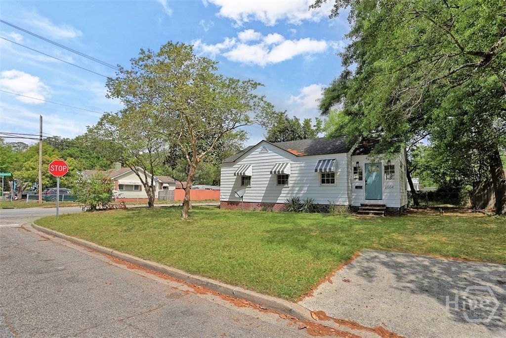 Image 3 of property listing at 2004 Causton Bluff Road, Savannah, GA 31404