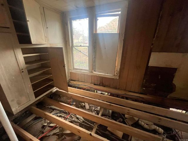 710 Eleventh St., Mena, AR 71953