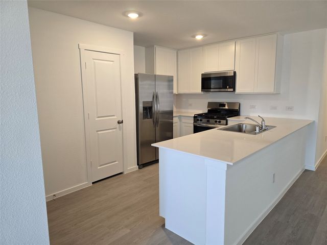 2009 Derby Lane, Aubrey, TX 76227