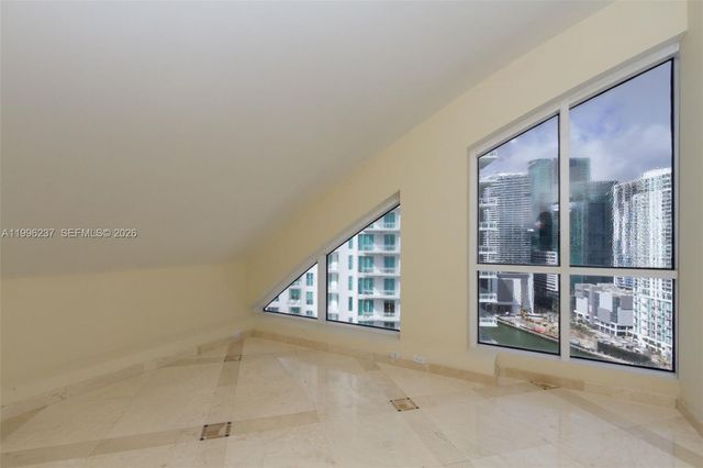 888 Brickell Key Dr PH2802, Miami, FL 33131