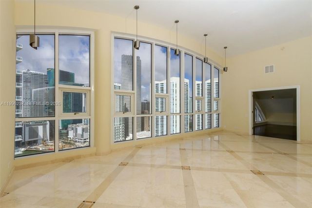 888 Brickell Key Dr PH2802, Miami, FL 33131