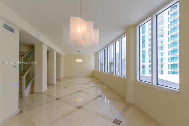 888 Brickell Key Dr PH2802, Miami, FL 33131