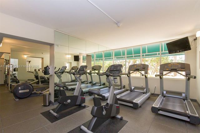 888 Brickell Key Dr PH2802, Miami, FL 33131