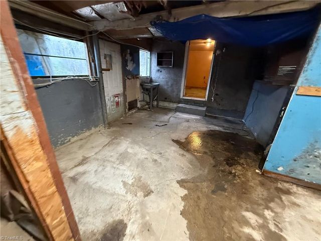 420 Manuel Road, Mayodan, NC 27027