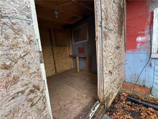 420 Manuel Road, Mayodan, NC 27027