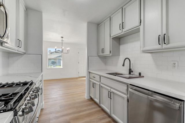 4150 Vowell St, Sacramento, CA 95838