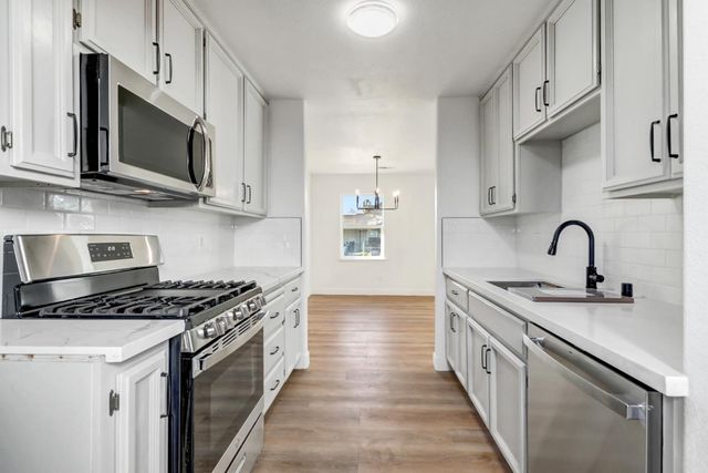 4150 Vowell St, Sacramento, CA 95838