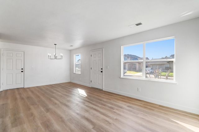 4150 Vowell St, Sacramento, CA 95838