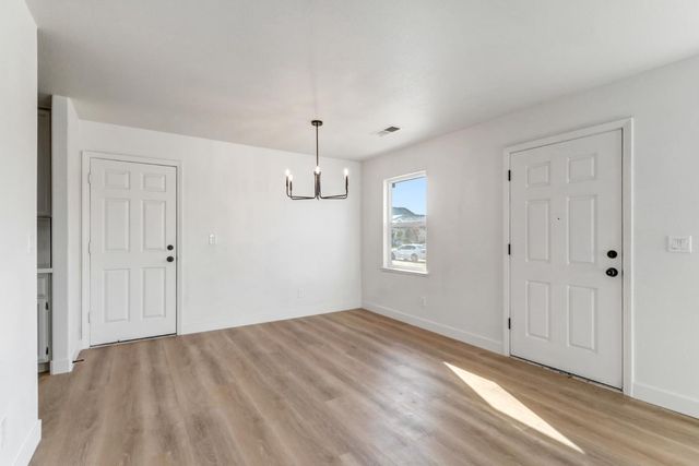 4150 Vowell St, Sacramento, CA 95838