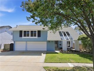 10292 Humbolt Street, Los Alamitos, CA 90720