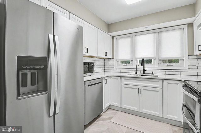 5409 DELRAY DR, Wilmington, DE 19808