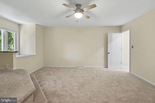 5409 DELRAY DR, Wilmington, DE 19808