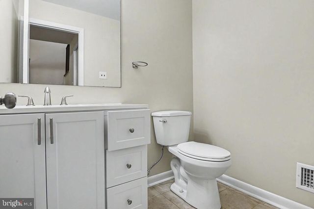 5409 DELRAY DR, Wilmington, DE 19808