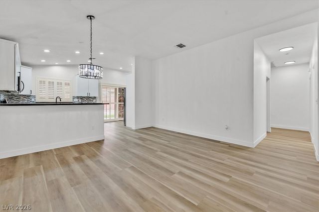 2107 High Mesa Drive, Henderson, NV 89012