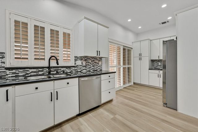 2107 High Mesa Drive, Henderson, NV 89012