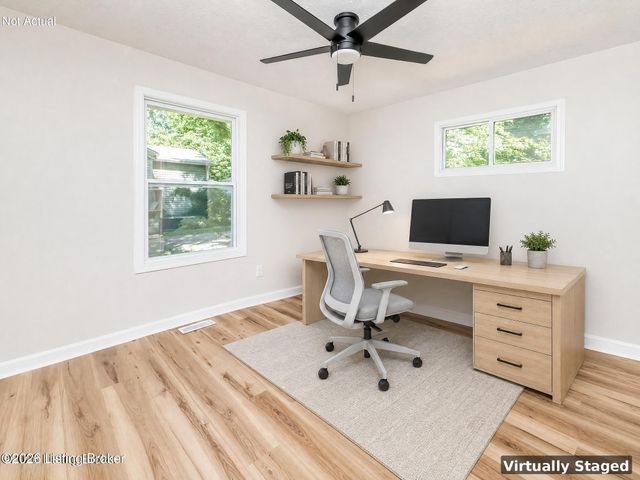 301 Summit Ct, Louisville, KY 40243