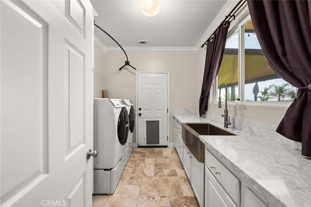 18936 Summerleaf Lane, Riverside, CA 92504