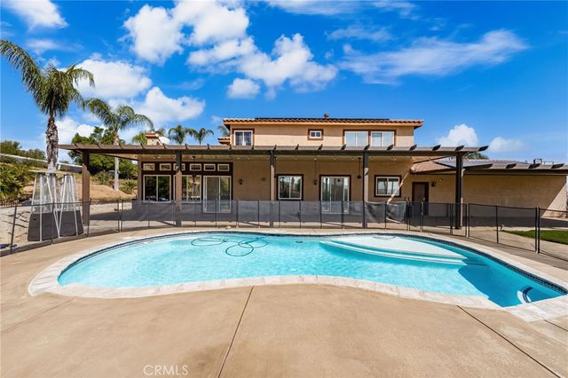 18936 Summerleaf Lane, Riverside, CA 92504