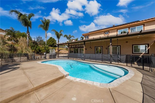 18936 Summerleaf Lane, Riverside, CA 92504