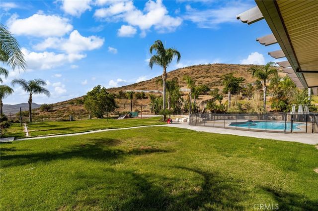 18936 Summerleaf Lane, Riverside, CA 92504