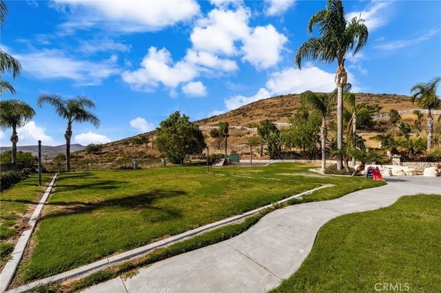 18936 Summerleaf Lane, Riverside, CA 92504